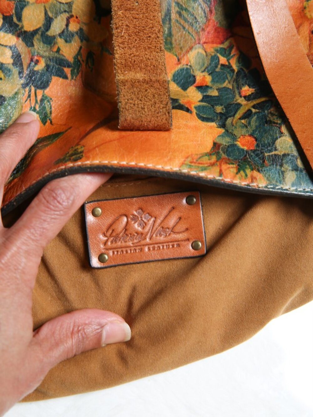 PATRICIA NASH 100% Leather Heritage Collection Venezia Crossbody Bag W/Dust Bag - Picture 4 of 14